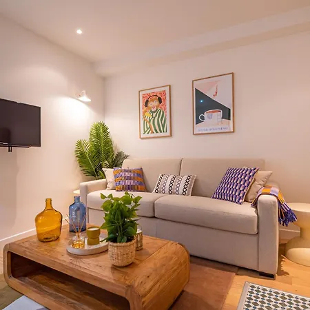 Wonderful Flat In The Marais 아파트 *